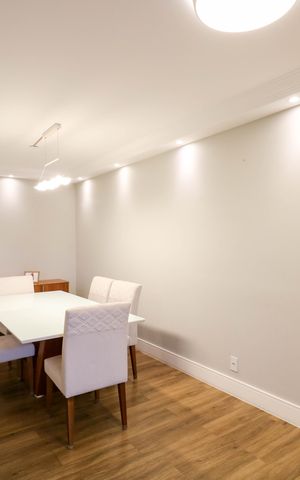 Apartamento à venda com 146m², 3 quartos e 3 vagas Apartamento à venda com 146m², 3 quartos e 3 vagasSala