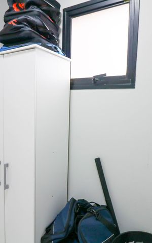 Apartamento à venda com 146m², 3 quartos e 3 vagas Apartamento à venda com 146m², 3 quartos e 3 vagasQuarto de Serviço