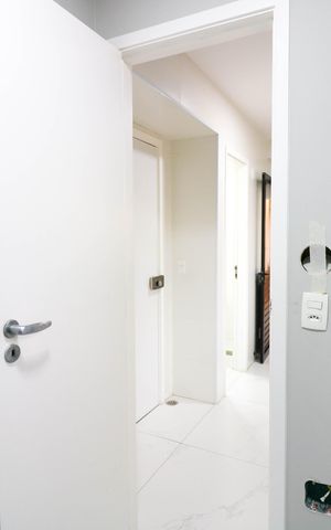 Apartamento à venda com 146m², 3 quartos e 3 vagas Apartamento à venda com 146m², 3 quartos e 3 vagasQuarto de Serviço