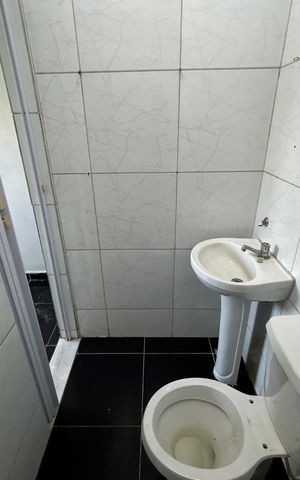Casa para alugar com 15m², 1 quarto e sem vagaBanheiro