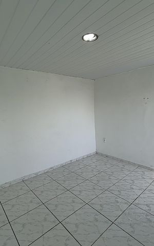 Casa para alugar com 15m², 1 quarto e sem vagaSala