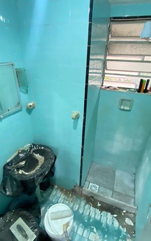 Apartamento à venda com 48m², 2 quartos e sem vaga Apartamento à venda com 48m², 2 quartos e sem vagaBanheiro social