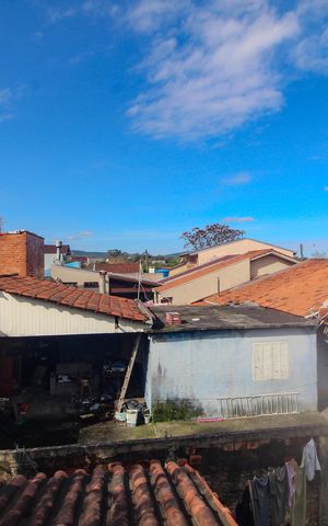 Casa à venda com 75m², 2 quartos e 1 vaga