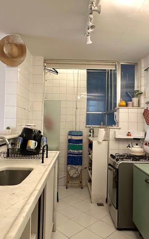 Apartamento à venda com 75m², 2 quartos e sem vaga