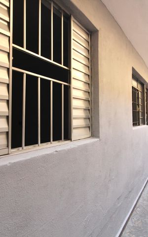 Casa à venda com 125m², 1 quarto e sem vaga Casa à venda com 125m², 1 quarto e sem vagaCorredor