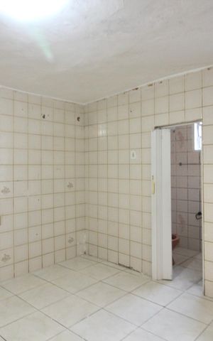 Casa à venda com 125m², 1 quarto e sem vaga Casa à venda com 125m², 1 quarto e sem vagaCozinha 1