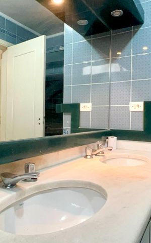 Apartamento para alugar com 168m², 3 quartos e 2 vagas Apartamento para alugar com 168m², 3 quartos e 2 vagasBanheiro da Suíte