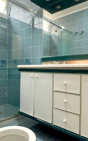 Apartamento para alugar com 168m², 3 quartos e 2 vagas Apartamento para alugar com 168m², 3 quartos e 2 vagasBanheiro da Suíte