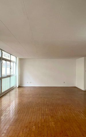 Apartamento para alugar com 168m², 3 quartos e 2 vagas Apartamento para alugar com 168m², 3 quartos e 2 vagasSala