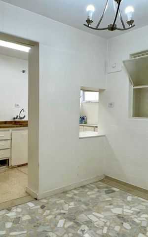 Apartamento para alugar com 168m², 3 quartos e 2 vagas Apartamento para alugar com 168m², 3 quartos e 2 vagasCopa