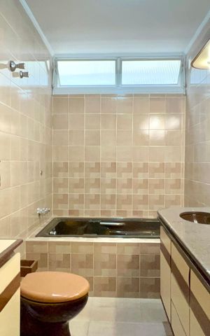 Apartamento para alugar com 168m², 3 quartos e 2 vagas Apartamento para alugar com 168m², 3 quartos e 2 vagasBanheiro