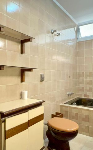 Apartamento para alugar com 168m², 3 quartos e 2 vagas Apartamento para alugar com 168m², 3 quartos e 2 vagasBanheiro