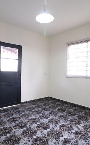 Casa para alugar com 300m², 3 quartos e 6 vagasSala 2