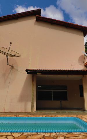 Casa para alugar com 300m², 3 quartos e 6 vagasPiscina