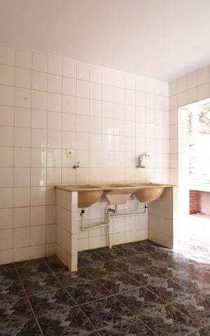 Casa para alugar com 300m², 3 quartos e 6 vagasÁrea de Serviço