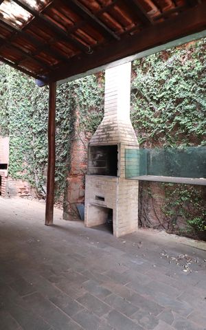 Casa para alugar com 300m², 3 quartos e 6 vagasChurrasqueira