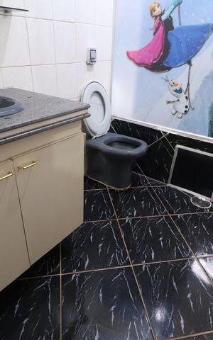 Casa para alugar com 300m², 3 quartos e 6 vagasBanheiro do Quarto 2