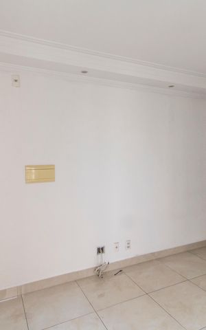 Casa à venda com 46m², 2 quartos e sem vaga Casa à venda com 46m², 2 quartos e sem vagaSala