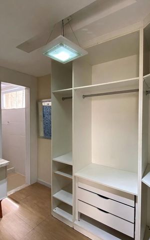 Casa à venda com 360m², 5 quartos e sem vaga Casa à venda com 360m², 5 quartos e sem vagaQuarto