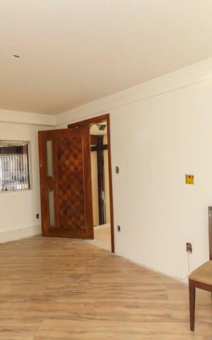 Casa à venda com 117m², 2 quartos e 3 vagas