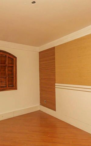 Casa à venda com 117m², 2 quartos e 3 vagas