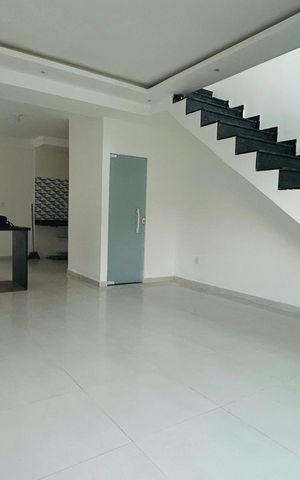 Casa de condomínio para alugar com 128m², 3 quartos e sem vaga