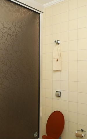 Casa à venda com 312m², 6 quartos e 6 vagasBanheiro 1 - Suíte