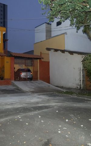 Casa à venda com 312m², 6 quartos e 6 vagasFachada de traz do imóvel 