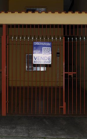 Casa à venda com 312m², 6 quartos e 6 vagasPlaca GRANDE instalada no portão do imóvel, dia 23.07.2026 - Código da placa: TZWM-1060