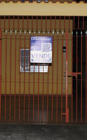 Casa à venda com 312m², 6 quartos e 6 vagasPlaca GRANDE instalada no portão do imóvel, dia 23.07.2026 - Código da placa: TZWM-1060