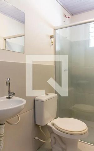 Casa à venda com 350m², 6 quartos e 5 vagas Casa à venda com 350m², 6 quartos e 5 vagasBanheiro