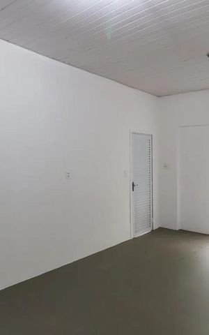 Casa à venda com 350m², 6 quartos e 5 vagas Casa à venda com 350m², 6 quartos e 5 vagasQuarto
