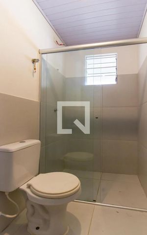 Casa à venda com 350m², 6 quartos e 5 vagas Casa à venda com 350m², 6 quartos e 5 vagasBanheiro