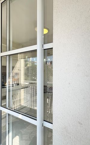 Apartamento à venda com 70m², 3 quartos e 1 vaga Apartamento à venda com 70m², 3 quartos e 1 vagaVaranda da Sala