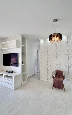 Apartamento à venda com 70m², 3 quartos e 1 vaga Apartamento à venda com 70m², 3 quartos e 1 vagaSala