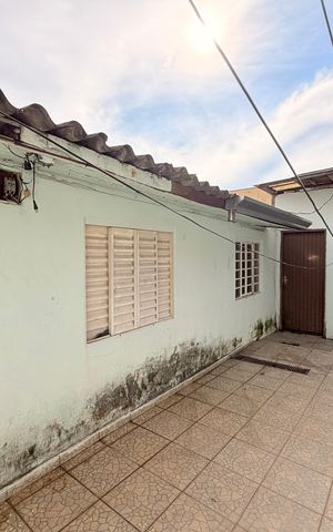 Casa para alugar com 150m², 3 quartos e sem vagaQuintal com edícula