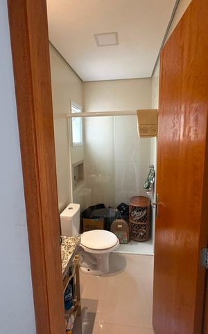 Apartamento à venda com 53m², 2 quartos e 1 vaga Apartamento à venda com 53m², 2 quartos e 1 vagaBanheiro