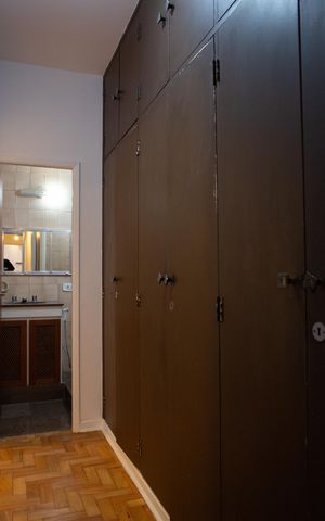 Apartamento à venda com 122m², 3 quartos e 2 vagas Apartamento à venda com 122m², 3 quartos e 2 vagasCorredor