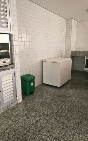 Apartamento à venda com 135m², 4 quartos e 3 vagas