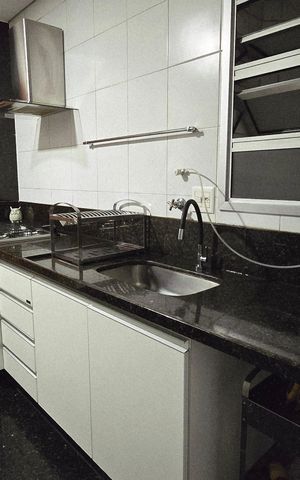 Apartamento à venda com 135m², 4 quartos e 3 vagas Apartamento à venda com 135m², 4 quartos e 3 vagasCozinha