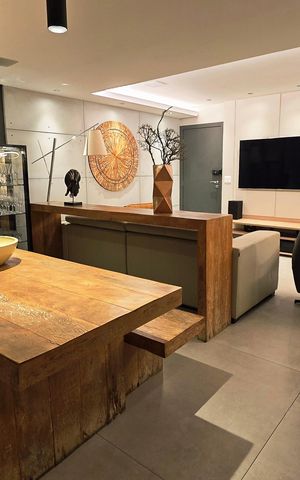 Apartamento à venda com 135m², 4 quartos e 3 vagas Apartamento à venda com 135m², 4 quartos e 3 vagasSala