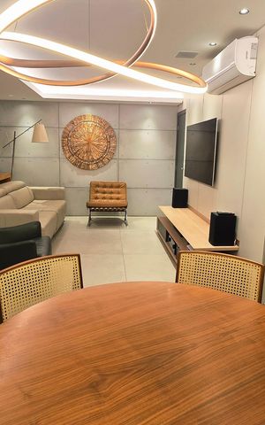 Apartamento à venda com 135m², 4 quartos e 3 vagas Apartamento à venda com 135m², 4 quartos e 3 vagasSala