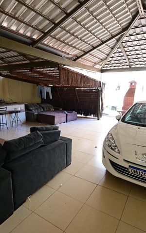 Casa para alugar com 200m², 3 quartos e 5 vagas