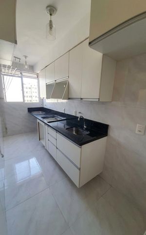 Apartamento à venda com 48m², 2 quartos e 1 vaga Apartamento à venda com 48m², 2 quartos e 1 vagaCozinha