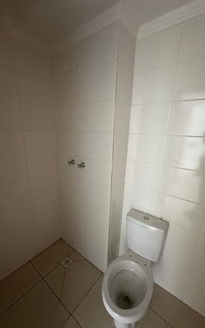 Apartamento para alugar com 46m², 2 quartos e 1 vaga Apartamento para alugar com 46m², 2 quartos e 1 vagaBanheiro