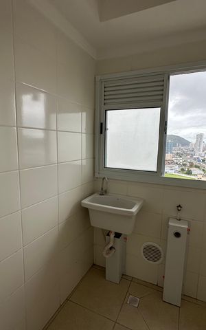 Apartamento para alugar com 46m², 2 quartos e 1 vaga Apartamento para alugar com 46m², 2 quartos e 1 vagaCozinha e Área de Serviço