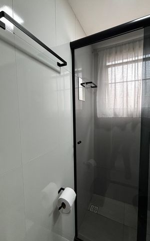 Apartamento à venda com 48m², 2 quartos e 1 vaga Apartamento à venda com 48m², 2 quartos e 1 vagaBanheiro