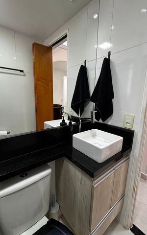 Apartamento à venda com 48m², 2 quartos e 1 vaga Apartamento à venda com 48m², 2 quartos e 1 vagaBanheiro