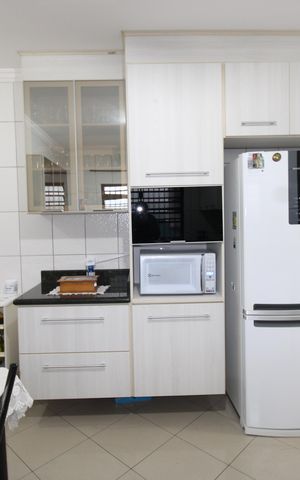 Casa à venda com 180m², 2 quartos e 2 vagasCozinha