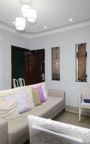 Casa à venda com 180m², 2 quartos e 2 vagasSala 1